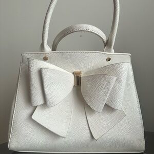 Elegant White Bow Handbag